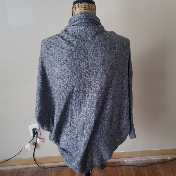 Express Gray Wool Blend Open Front Kimono Cardigan Size Small - Picture 2 of 6